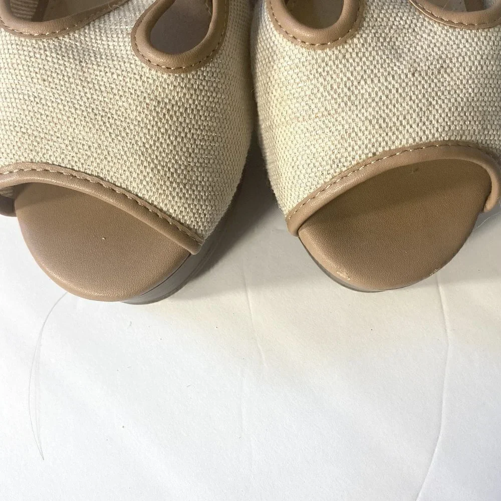Natural Color Fabric T-Strap Wedge Sandal SZ 9W